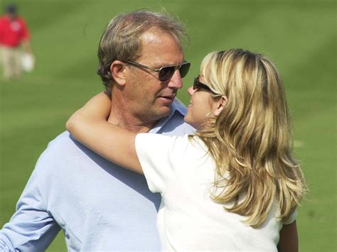 kevin costner wife bikini|Kevin Costner’s Wife Wears Bikini In Hawaii Amidst Divorce:。